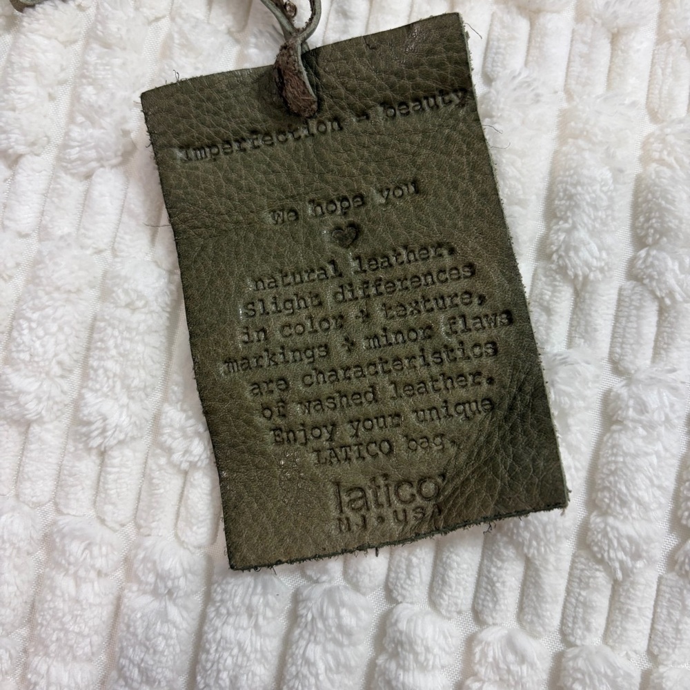 BNWOT Latico Olive Leather Crossbody Bag - Picture 6 of 6